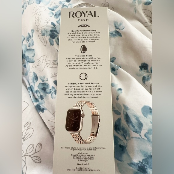 Royal Tech Silver Bling Band w/Tools to Adjust Links -Apple-  38MM/40MM/41MM NIB - Picture 3 of 4